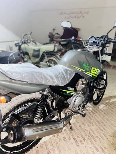 Ybr 125 g