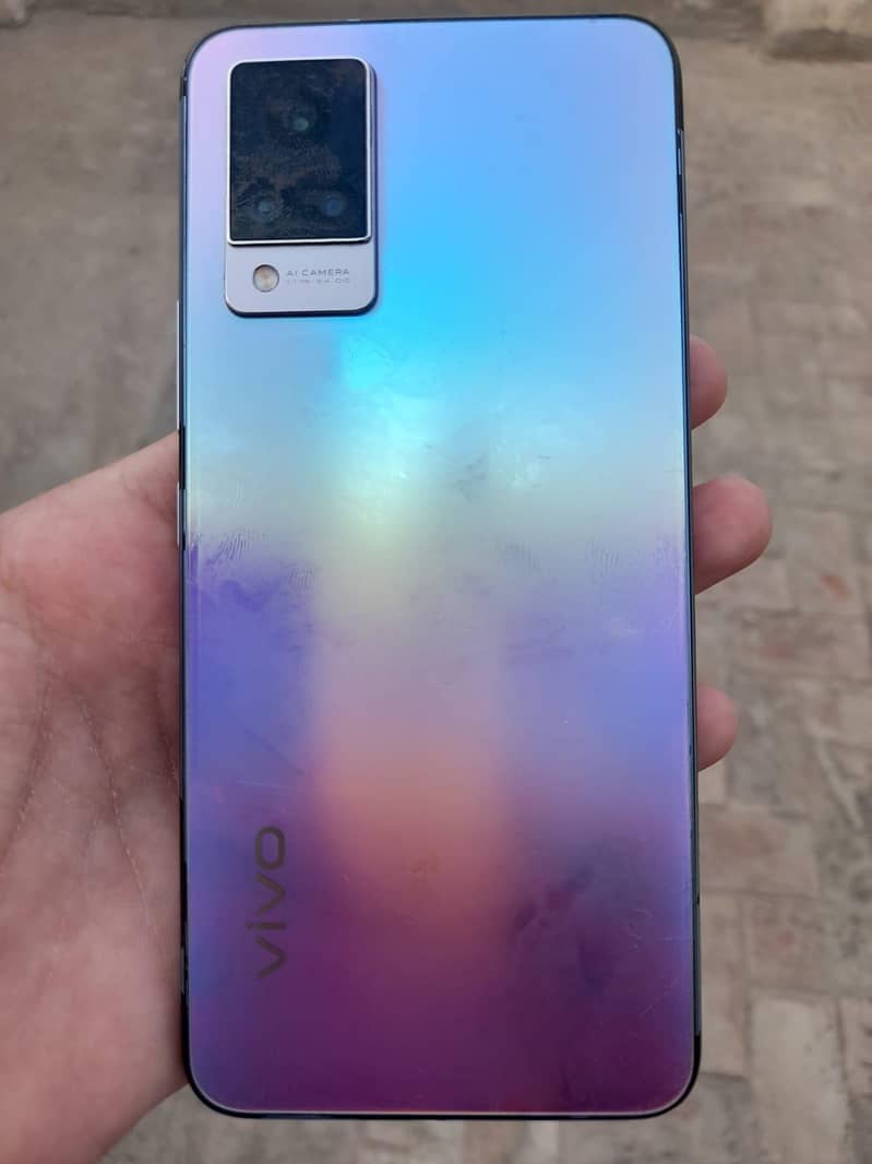 Vivo V21 0