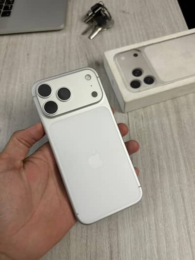 Apple iPhone 17 Pro Max