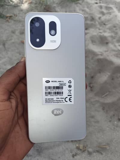 Itel City 100