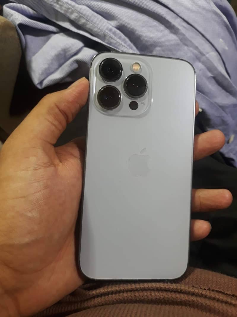 iPhone 13 Pro 0