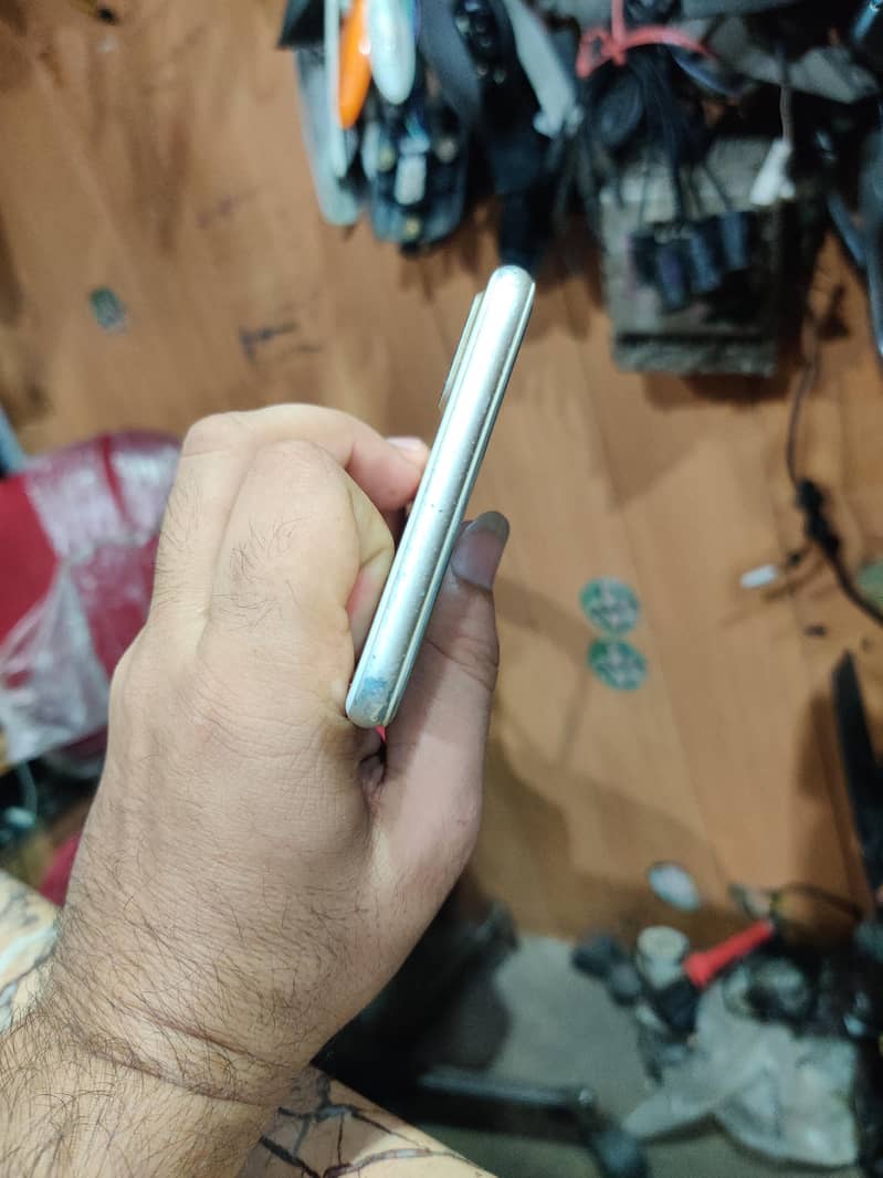 Apple iPhone 7 Plus 2