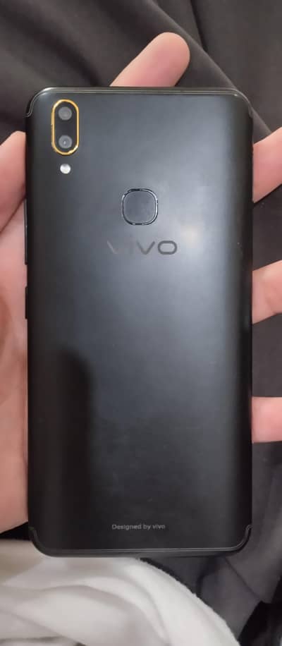 Vivo Y85A 4/64 dual sim but sim chal ni rhi thk krwa lo hojyga 1k m