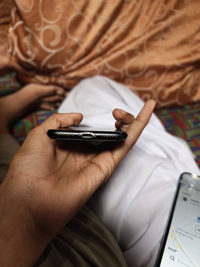 Apple iPhone 7 5