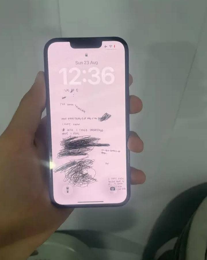 Apple iPhone 13 1