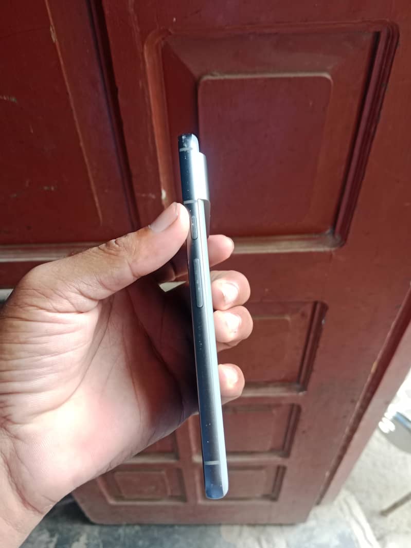 Google Pixel 8 2