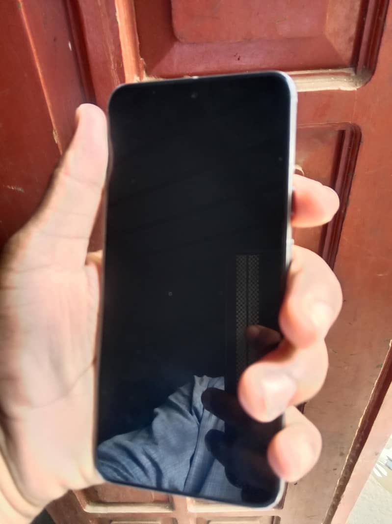 Google Pixel 8 3