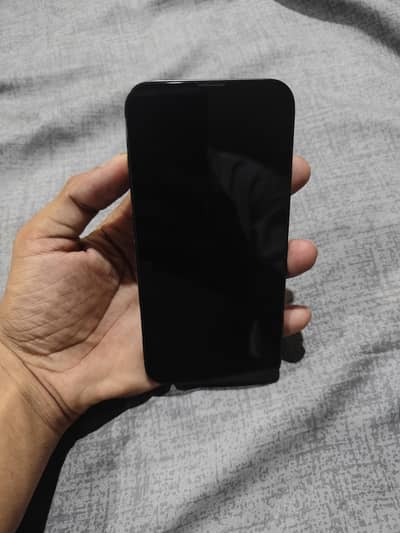 Apple iPhone 13 water pack sath original charger ha