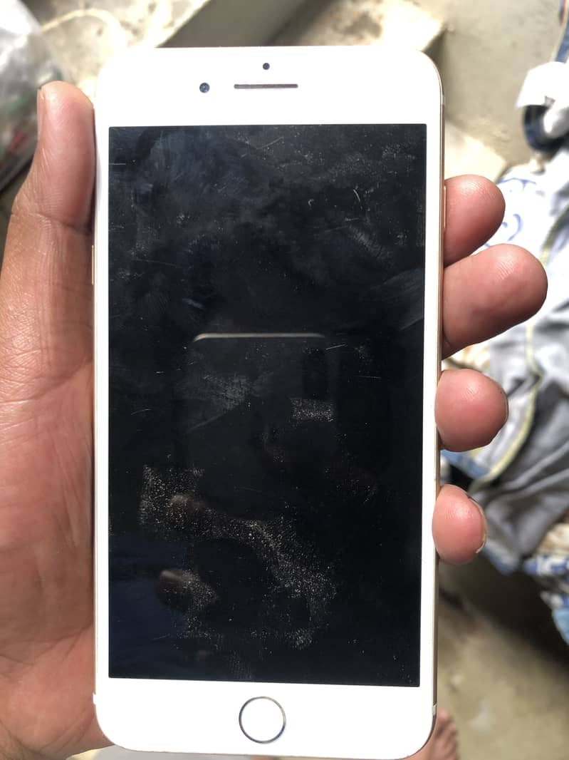 Apple iPhone 7 Plus 2
