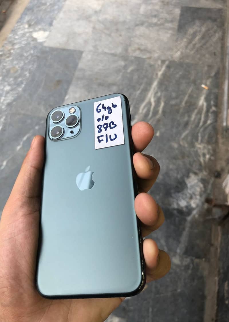 Apple iPhone 11 Pro 1