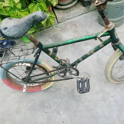 it has phoenix frame