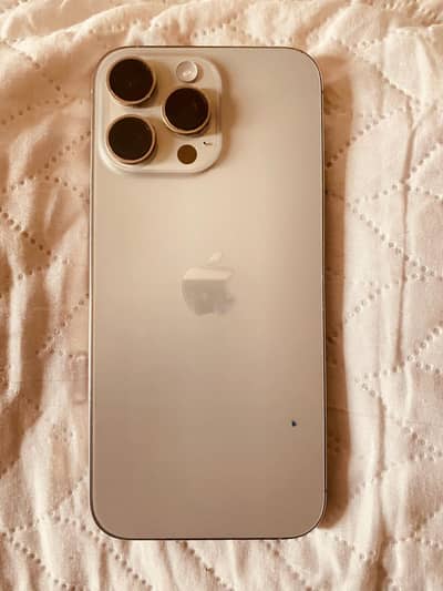 Apple iPhone 16 Pro Max
