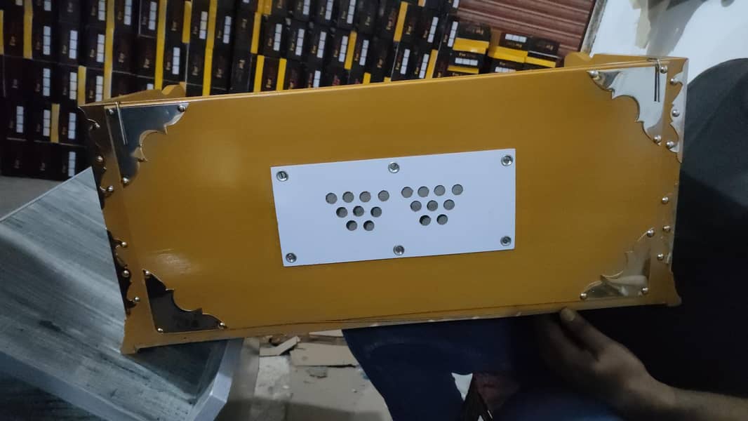 Harmonium Single below 0