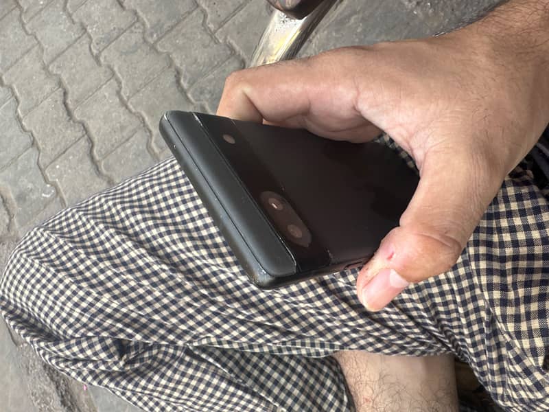 Google Pixel 6a 4