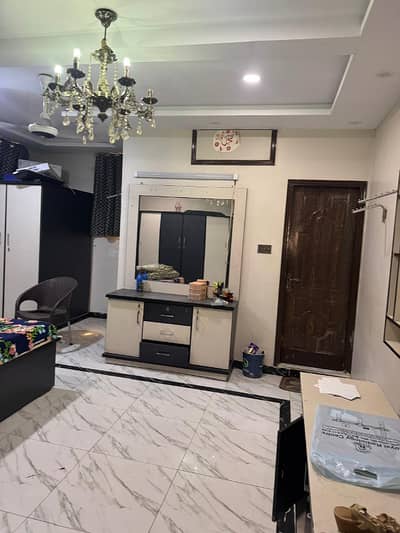 204 SQYD BUNGALOW UPPER PORTION FOR RENT IN BLOCK 8 CLIFTON KARACHI