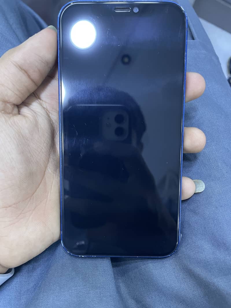 iPhone 12 2