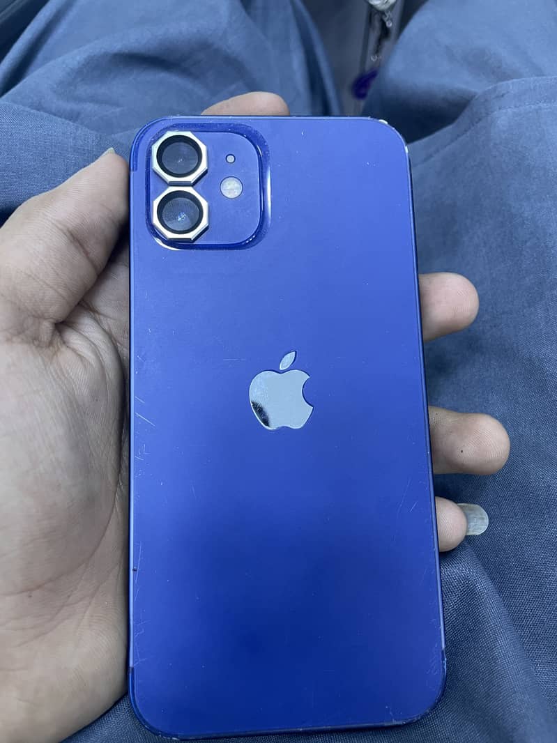iPhone 12 1