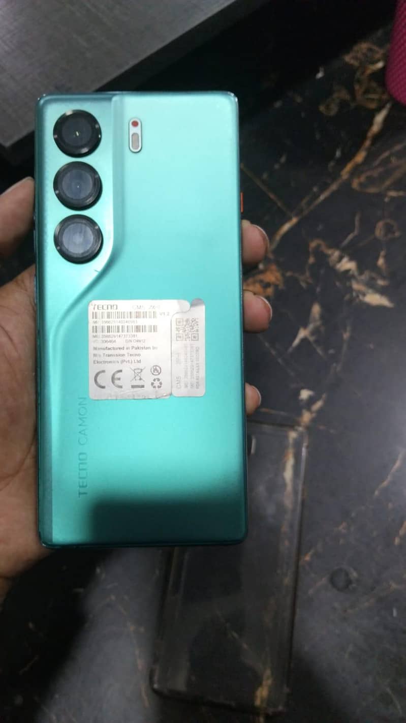 Tecno CAMON 40 5