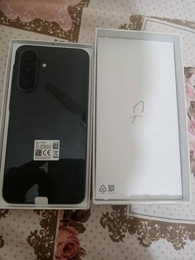 Samsung Mobile A37