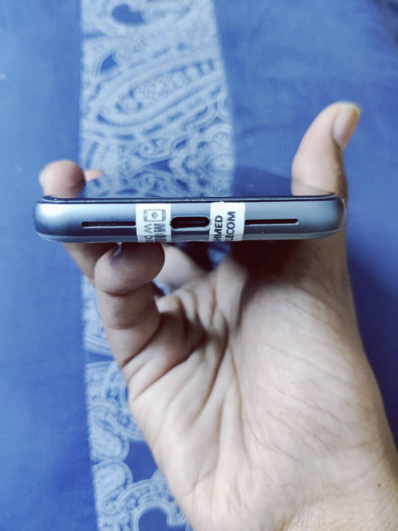 Google pixel 8 3