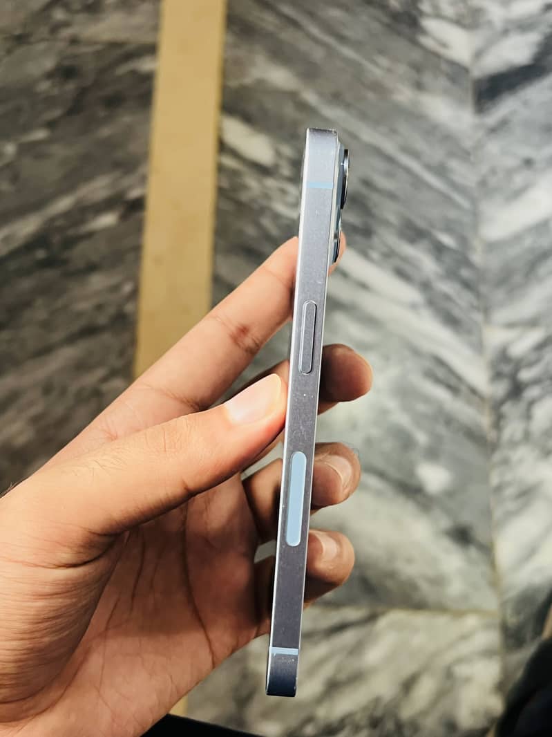 Apple iPhone 14 1
