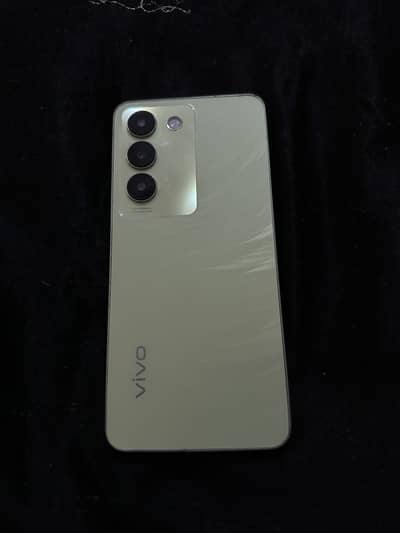 Vivo Y100