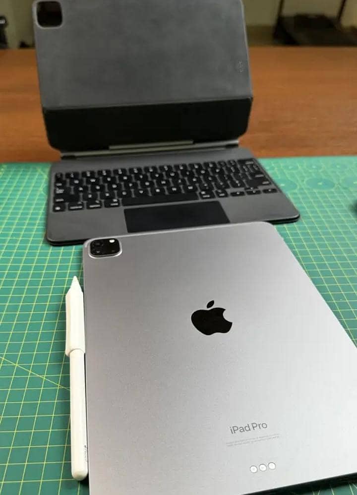 Apple iPad Pro M2 4