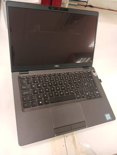 Dell Latitude 5300