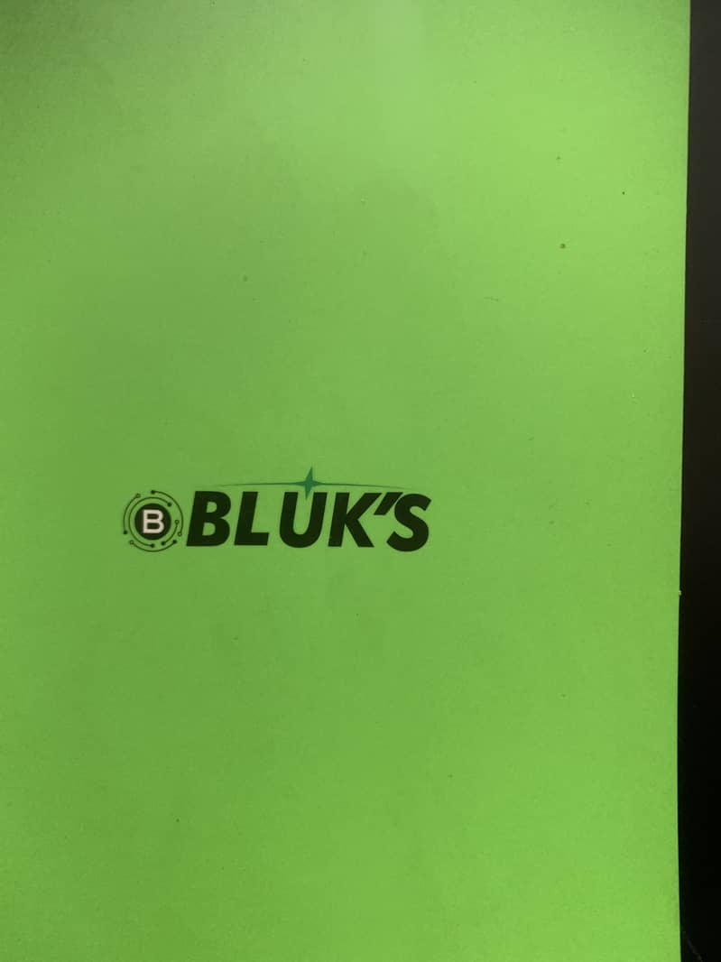 BLUK’S Wireless  Mic 1