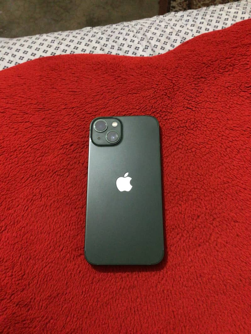 Apple iPhone 13 0