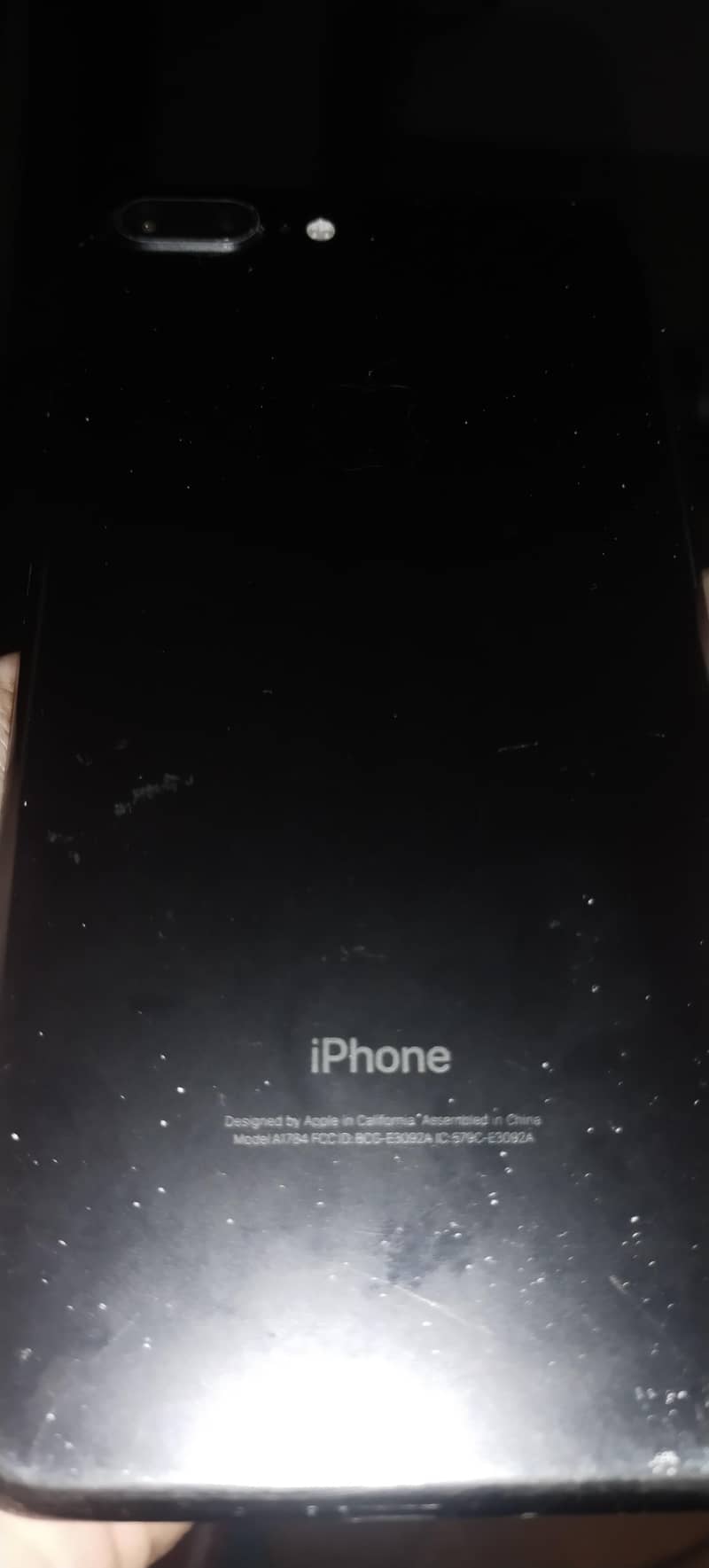 Apple iPhone 7 Plus 2