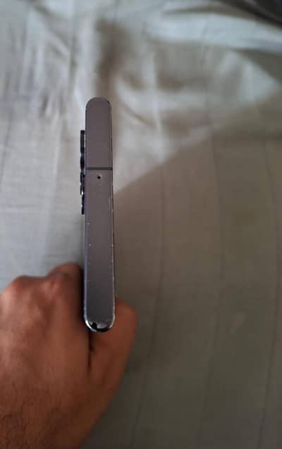 Samsung Galaxy S22 Ultra — 12GB / 512GB Official Pta approved