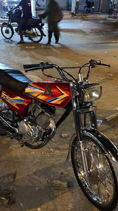 CG 125 mint condition out class condition