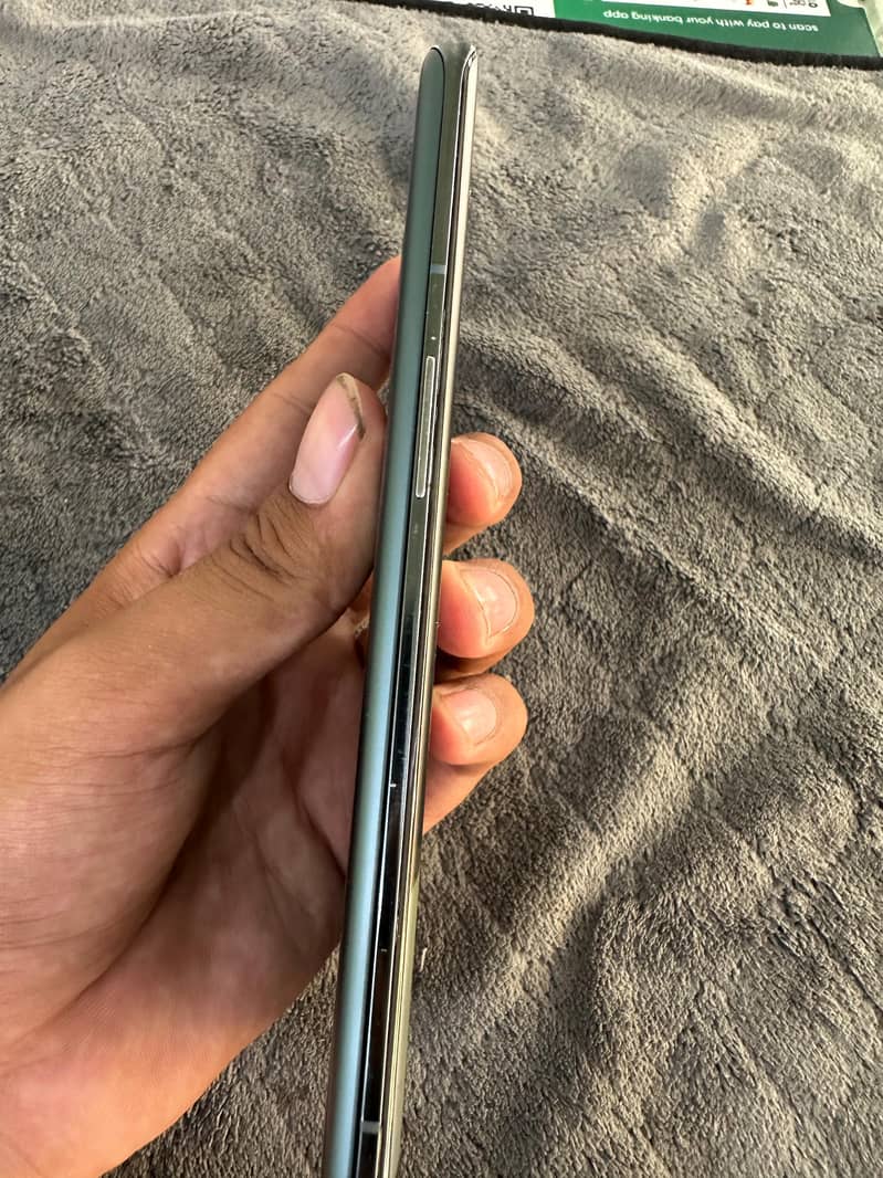 One Plus 9 Pro 4