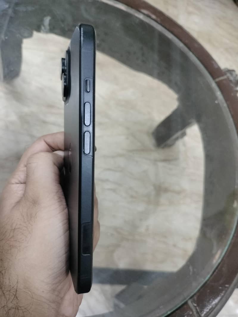 Apple iPhone 15 1