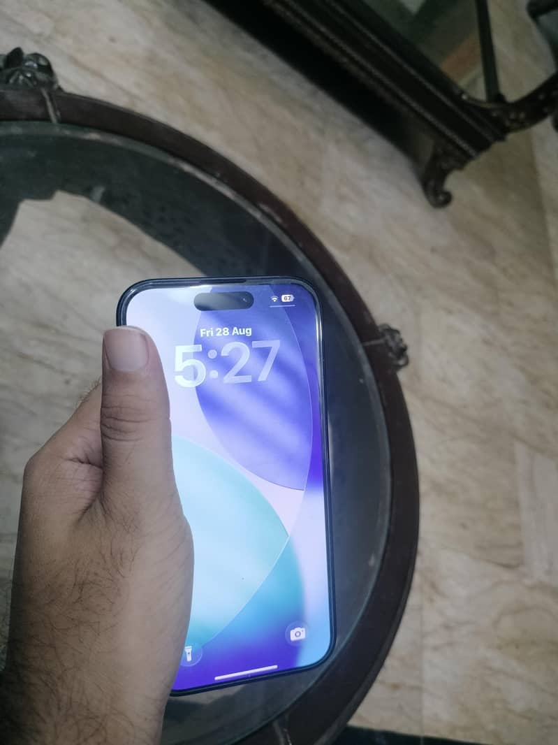 Apple iPhone 15 2