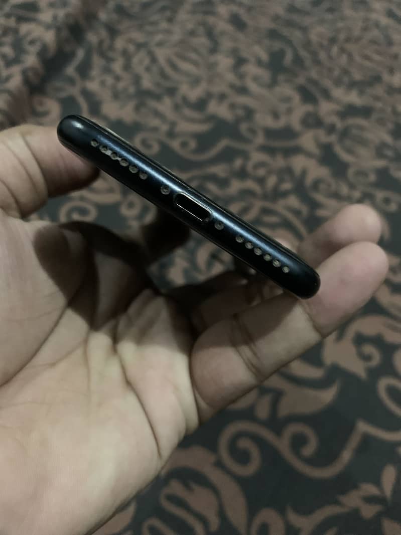 Apple iPhone SE 2