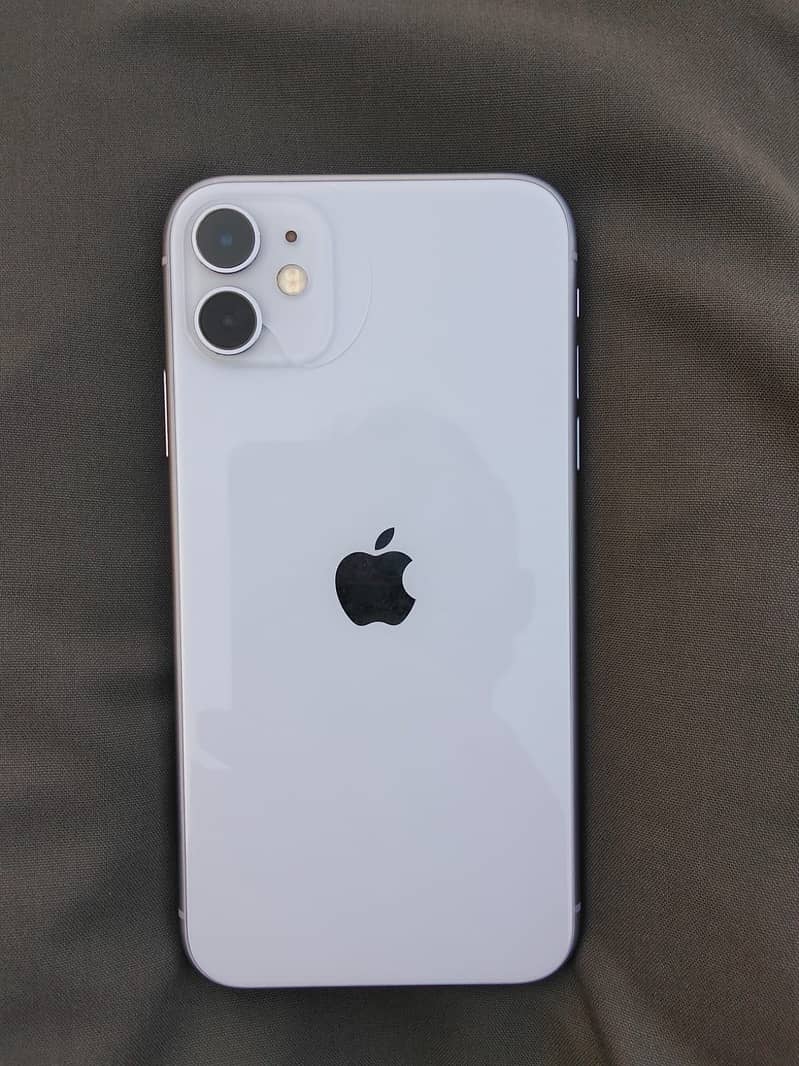 Apple iPhone 11 0