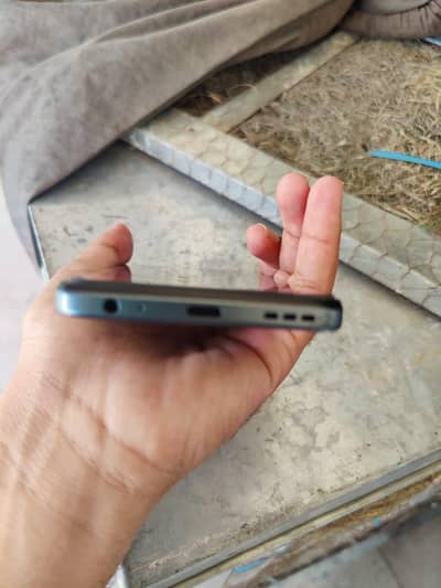 Motorola Moto G 5G-2024 (SIM LOCK)