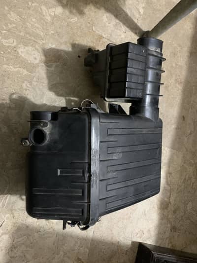 Suzuki swift air filter box