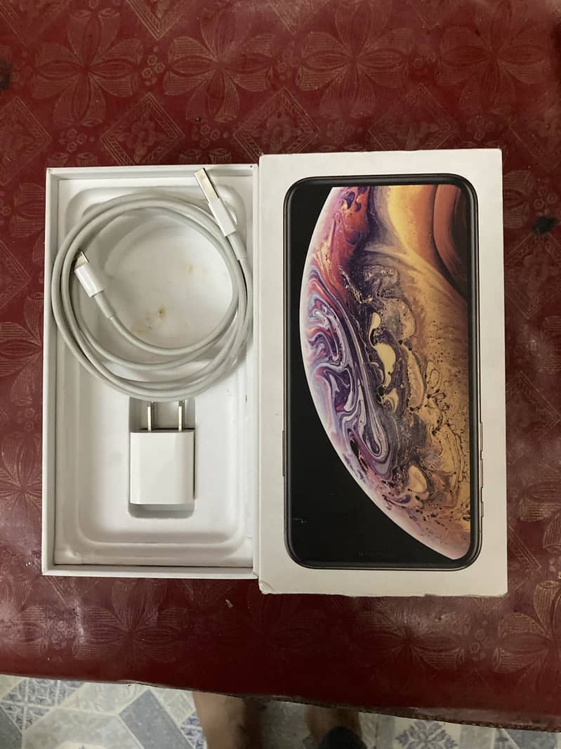 Apple iPhone XS 6