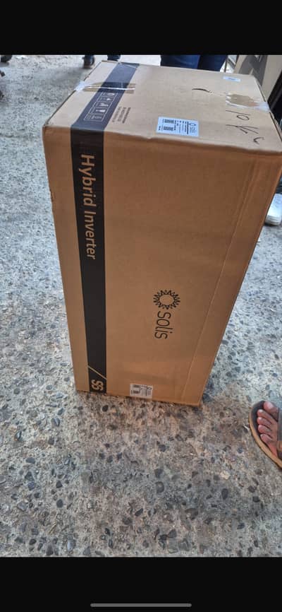 Solis 10Kw hybrid inverter brand new box packed