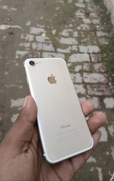 Apple iPhone 7