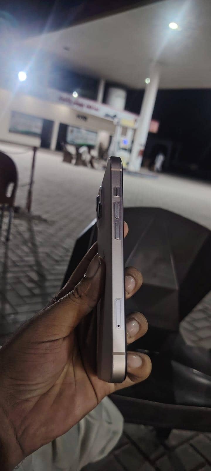Apple iPhone 13 6