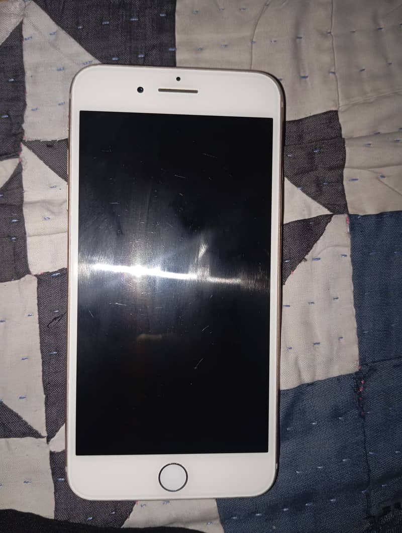 Apple iPhone 8 Plus 2