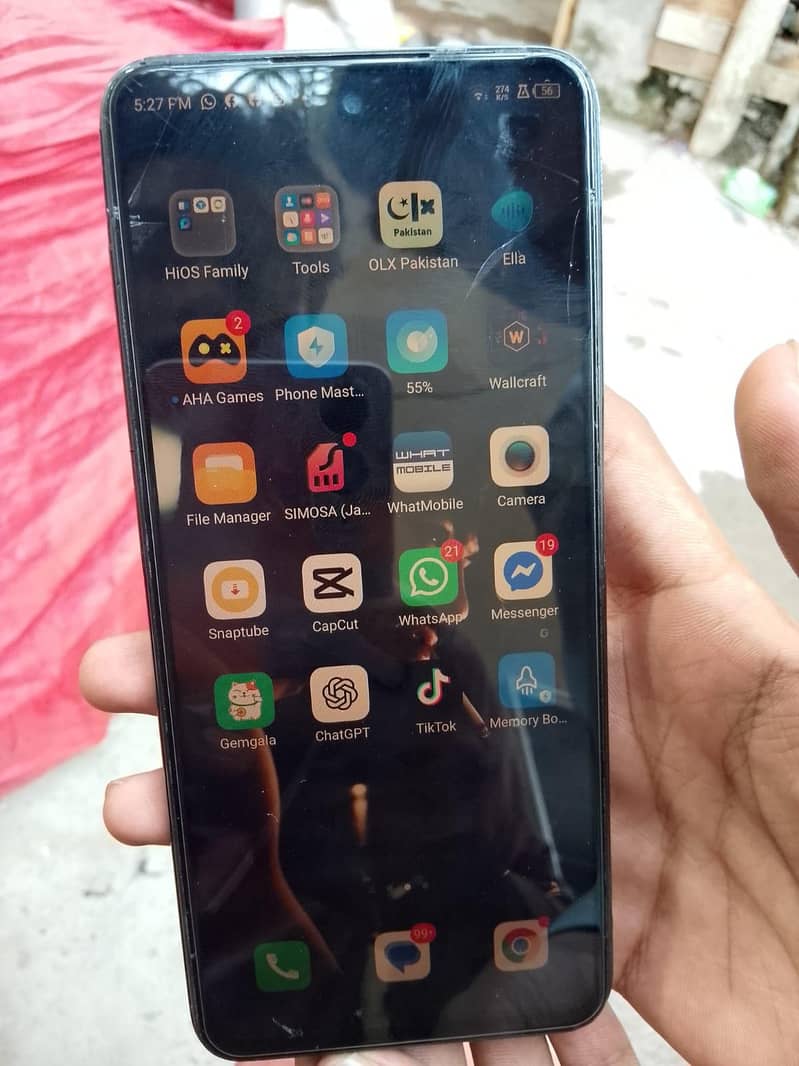 Tecno Camon 18P 0