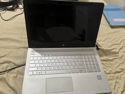 Hp I5 8th gen 512 Ssd 8 gb Ram Low Price