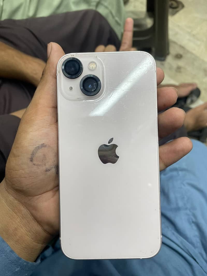 Apple iPhone 13 0