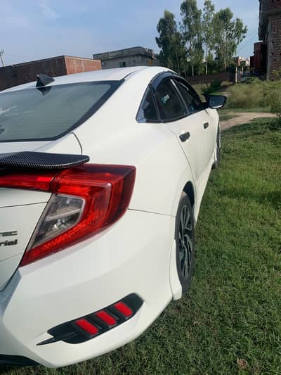 Honda Civic Prosmetic 2017