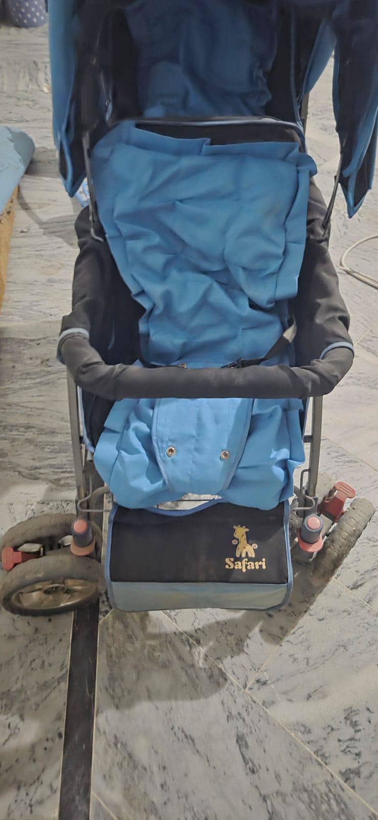 Double babaies stroller 0